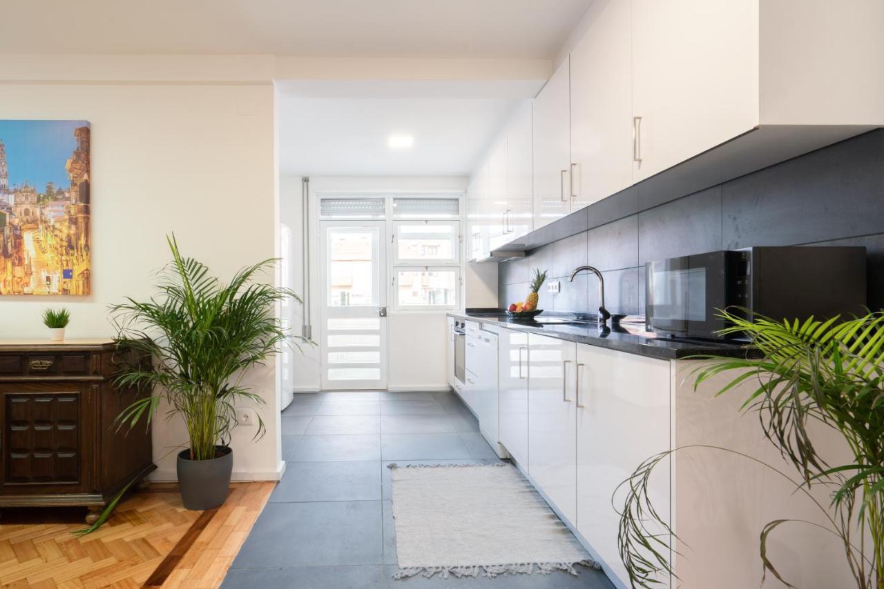 Host Wise - Spacious Fresh Flat W Terrace - Near Sea 埃斯平霍 外观 照片